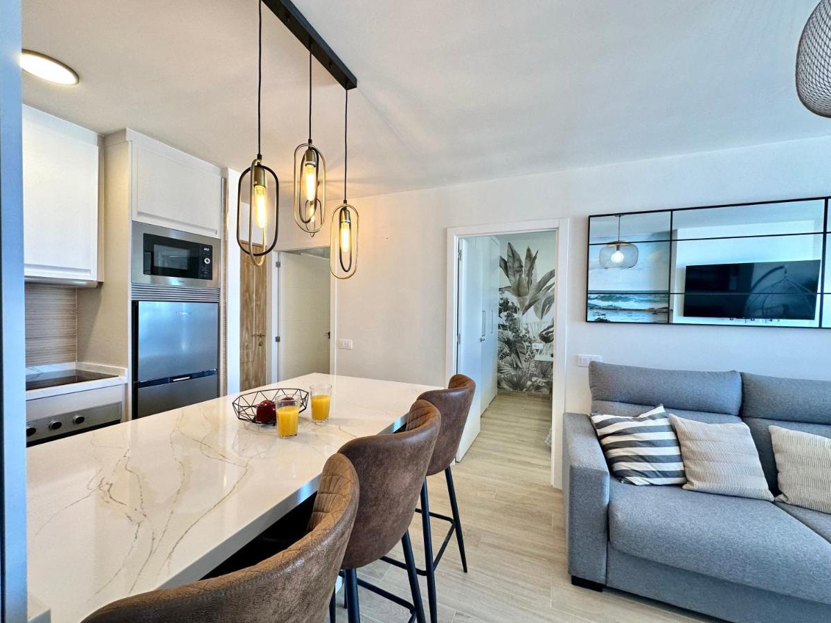 Torres De Yomely - Y4B Apartment Playa de las Americas  Exterior photo